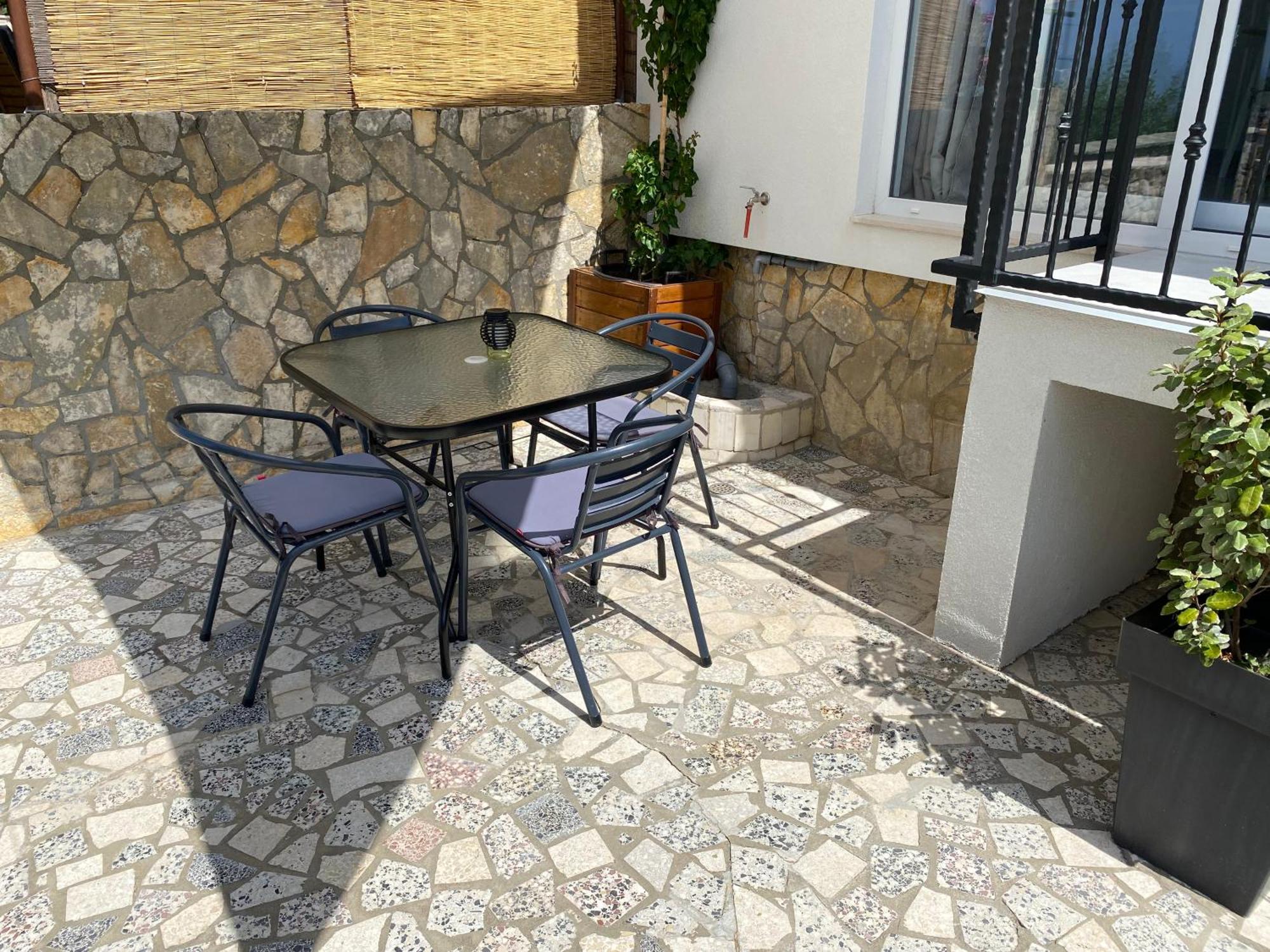 D&M Apartments Palit Exterior foto